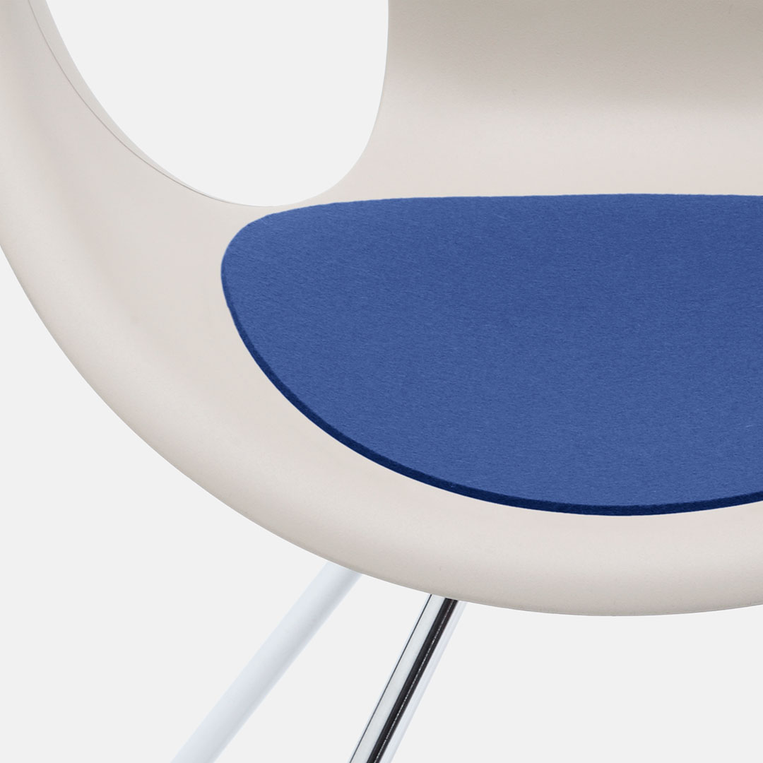 Hey Sign – Sitzauflagen für Eames Plastic Armchairs